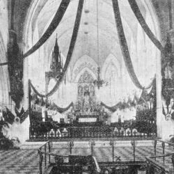 Interior da Catedral de Meliapor e cripta de São Tomé.