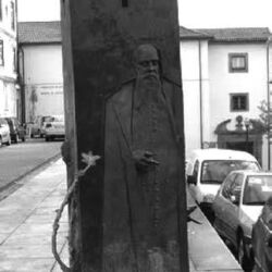 Porto. Monumento a D. António Barroso, no Largo 1.º de Dezembro. Da iniciativa de D. Armindo Lopes Coelho, com a colaboração da Câmara Municipal do Porto, quis celebrar o primeiro centenário da entrada de D. António Barroso na diocese. Inaugurado em 02-08-1999, é obra do escultor José Rodrigues.