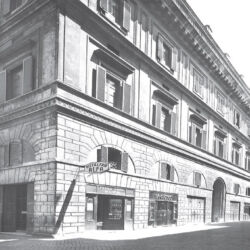 Palácio Senni/Alberini, sede do Colégio Português em Roma, de 1900 a 1974. Fundado por D. António Barroso.